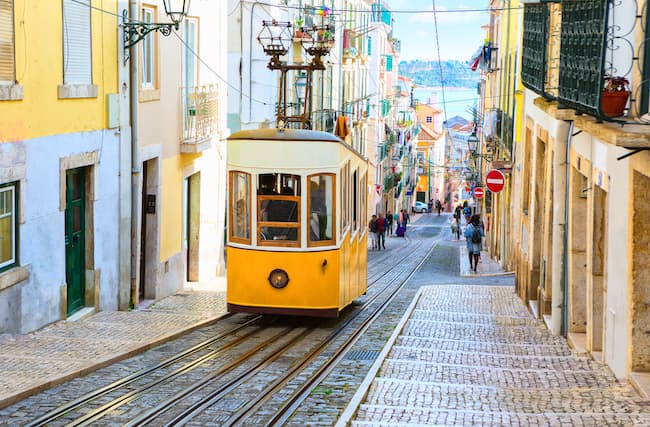 Travel Tips For Visiting Portugal